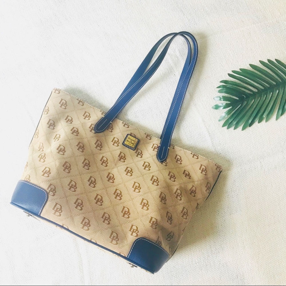Dooney & Bourke Monogram Charleston Shopper Tote